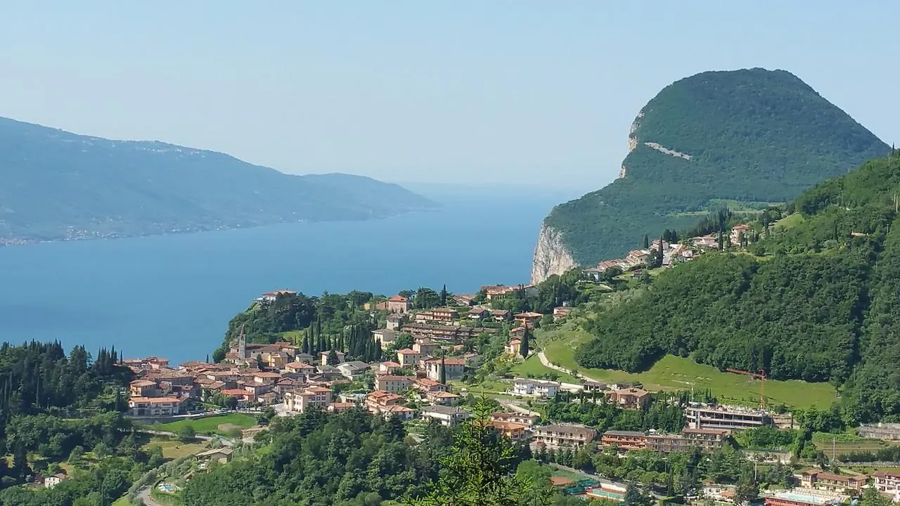 Casa Del Borgo Maria Luisa By Gardadomusmea Villa Tremosine 0*,  Italy
